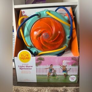 Sun Squad Wet & Wild Light Show Sprinkler - New